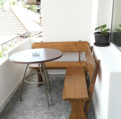 アパート Comfort Vt *